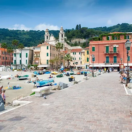 Palace 34 Few Meters From The Sea - Happy Appartement Alassio